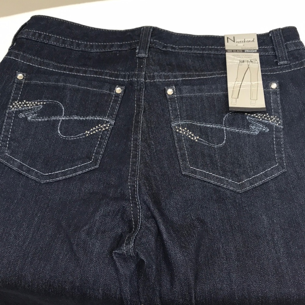 NWT New Directions slimming straight leg jeans